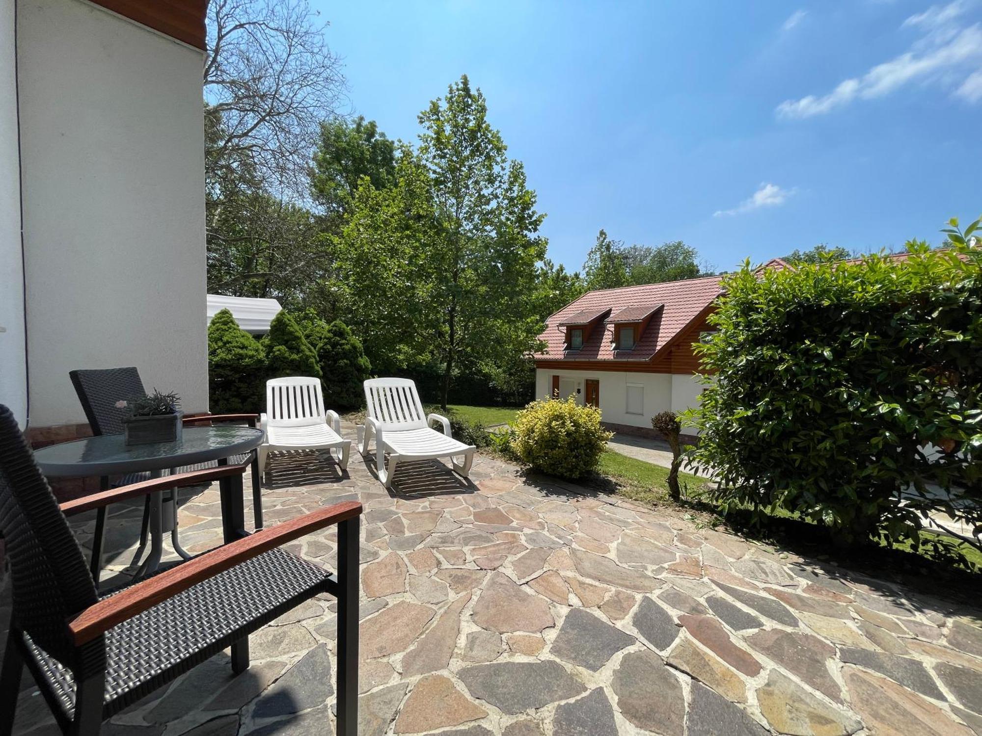 Appartement Kastelo Teraso Zalacsány Zewnętrze zdjęcie