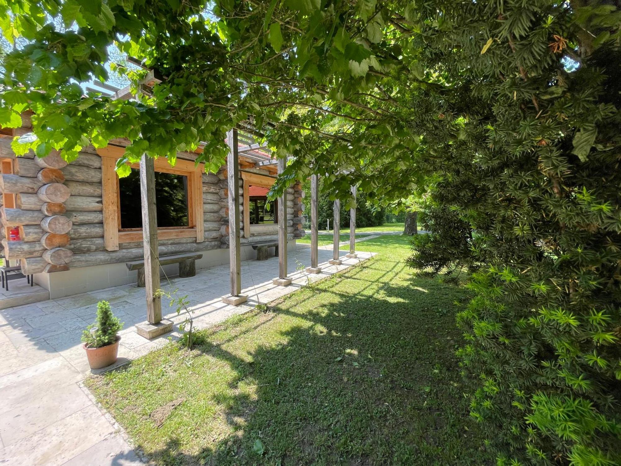 Appartement Kastelo Teraso Zalacsány Zewnętrze zdjęcie